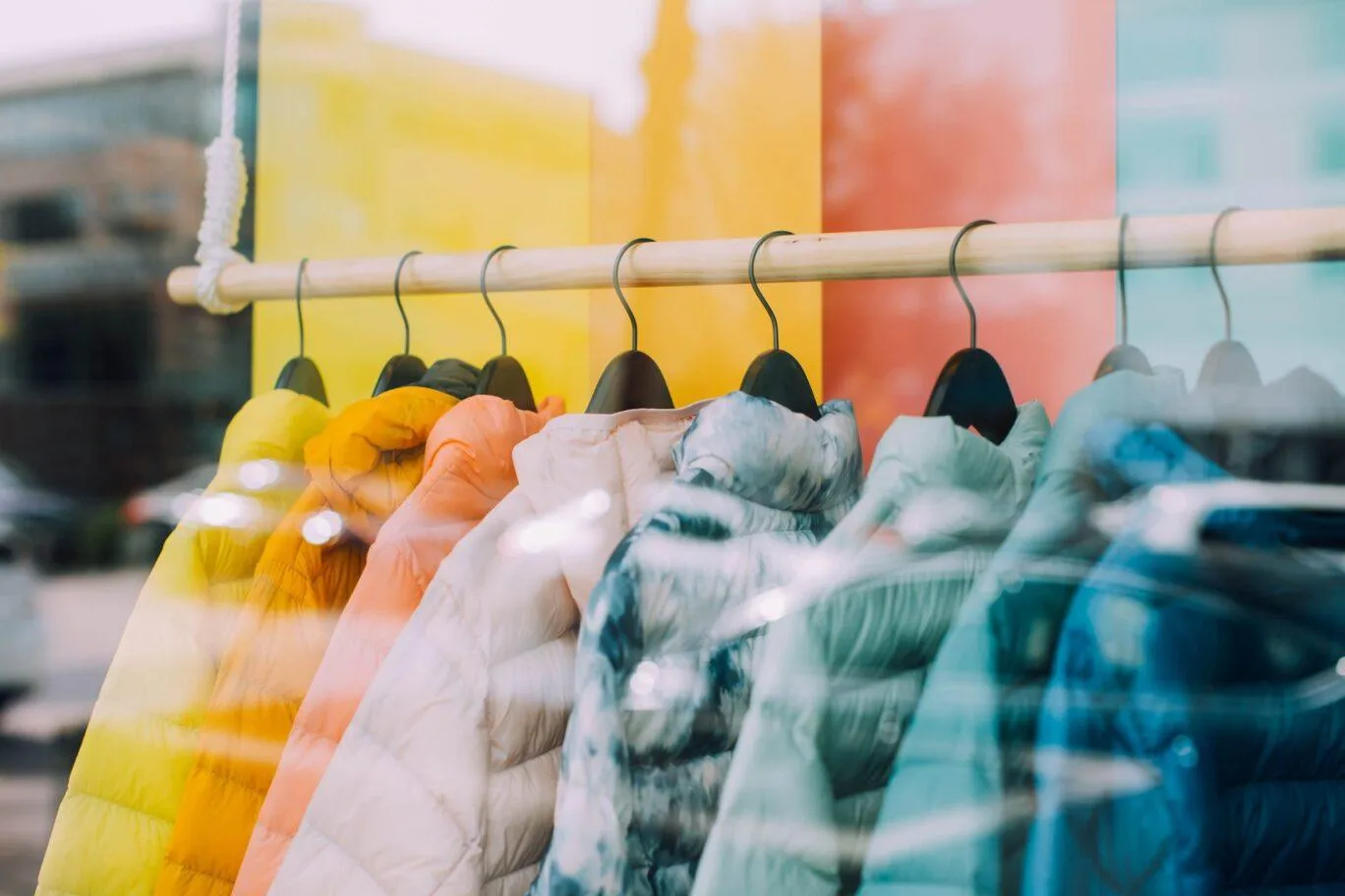 Jackets - KrisTech (Photo: The Nix Company on Unsplash)