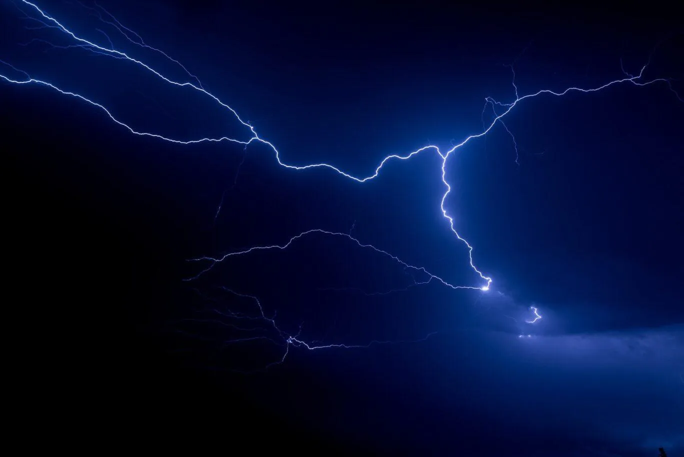 Lightning - Photo by Leon Contreras on Unsplash