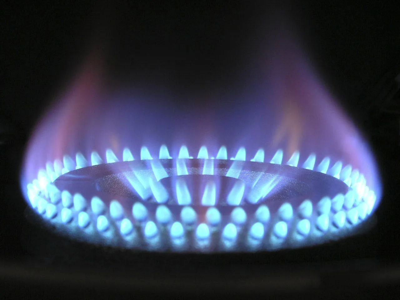 Gas Stove with Flames - Photo by Pixabay